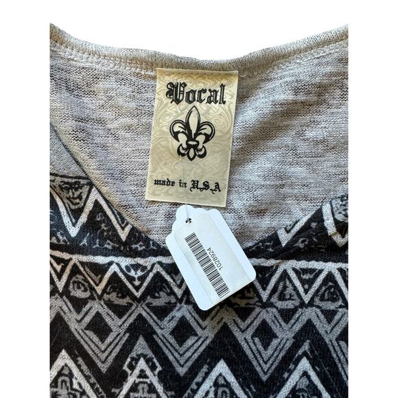 VOCAL Rhinestone - Elephant Graphic Women’s Top - Asymmetrical Hem - size M - Picture 5 of 8